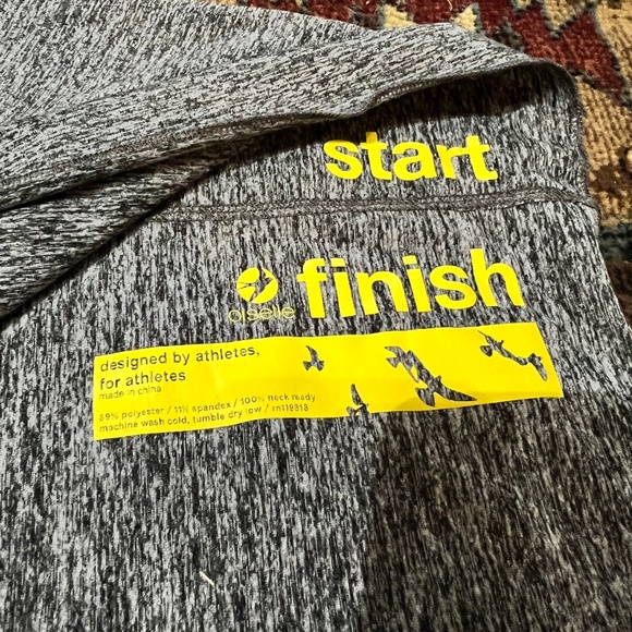 oiselle Accessories - Oiselle neck gaiter/scarf